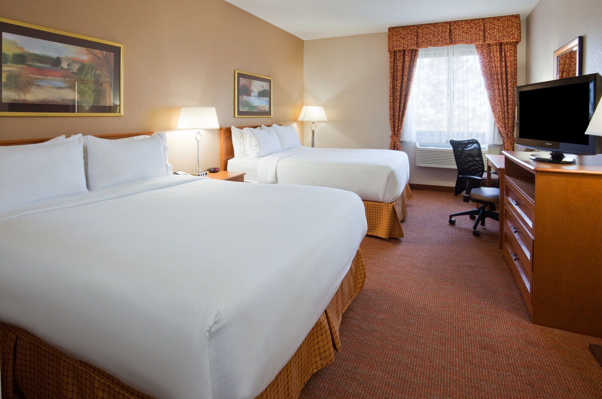 Holiday Inn Express & Suites - Worthington By Ihg Exterior foto